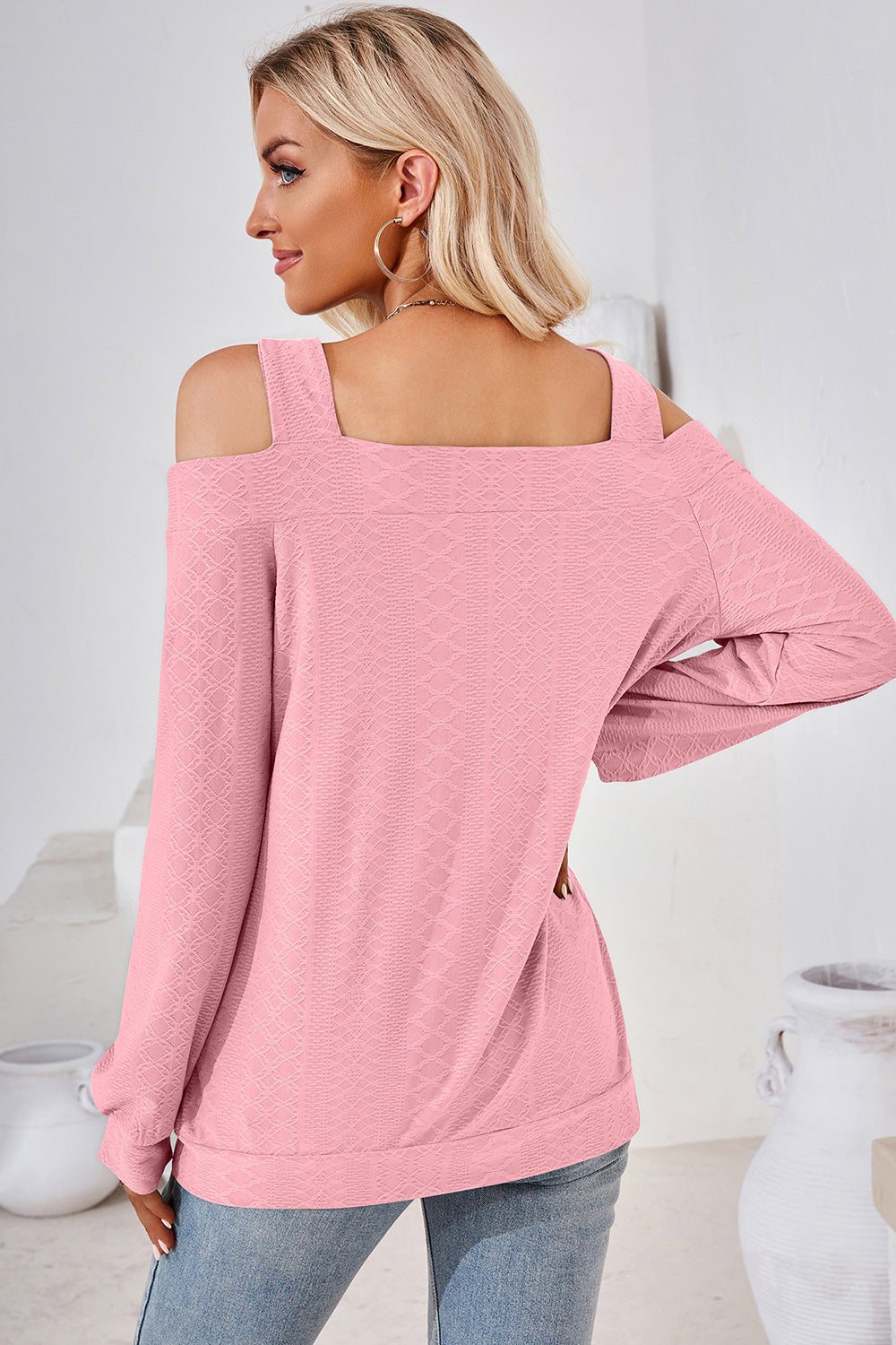 Stilla | Square Neck Cold Shoulder T-shirt
