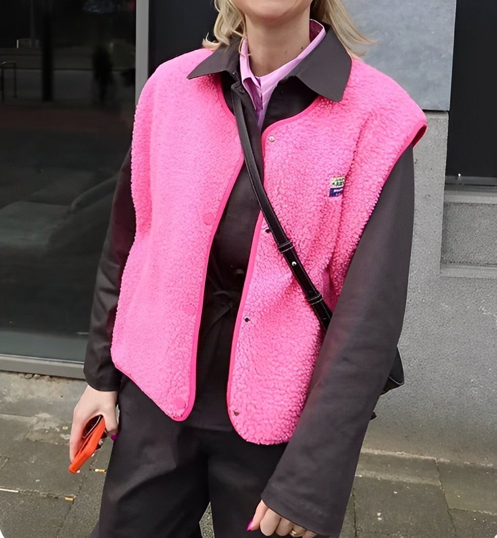 Stilla | Damevest med enkelt knaplukning