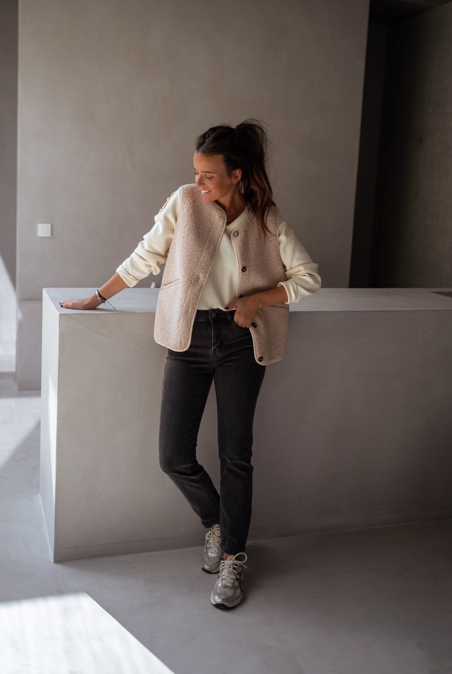 Stilla | Vest til damer lavet af blødt stof