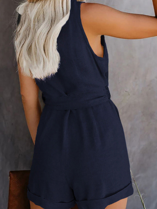 Stilla | Ærmeløs Jumpsuit Med V-udskæring og Knapper