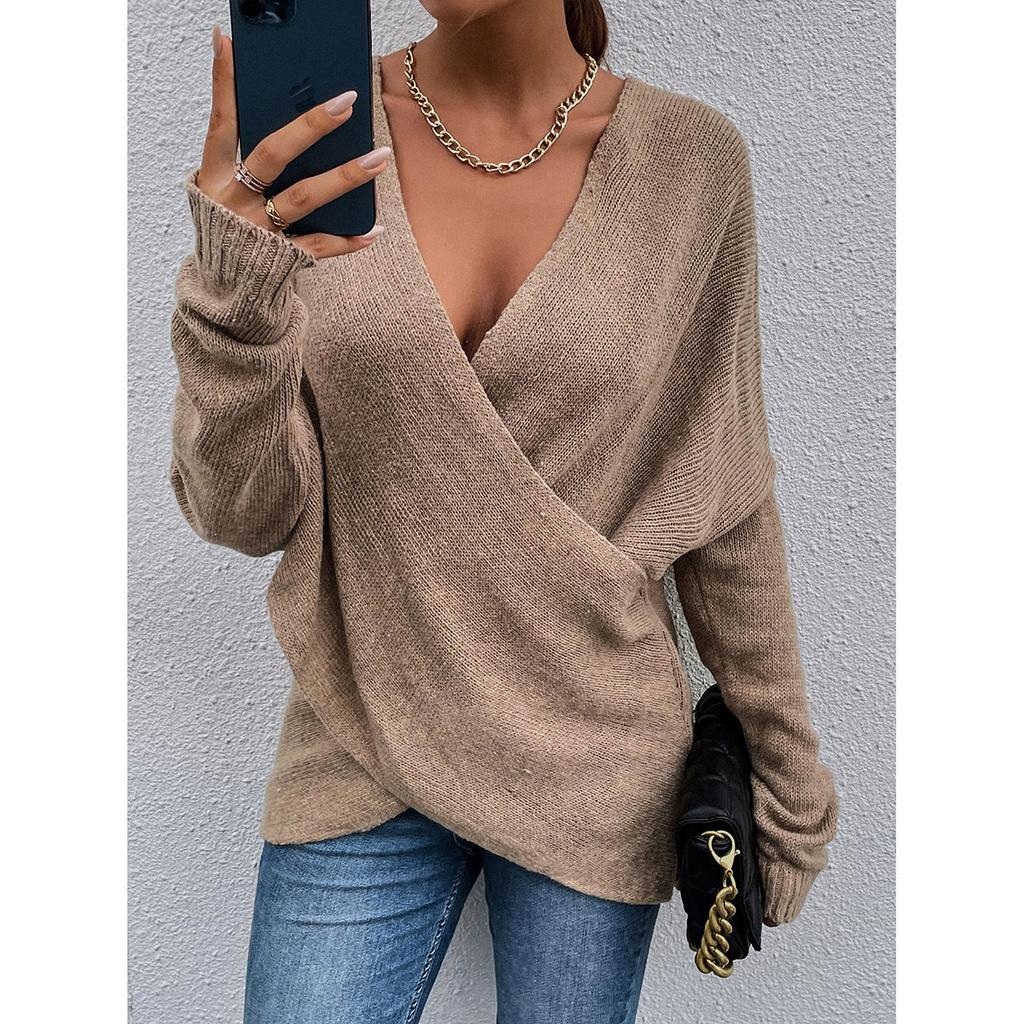 Stilla | Krydset sweater. Af berusende skønhed
