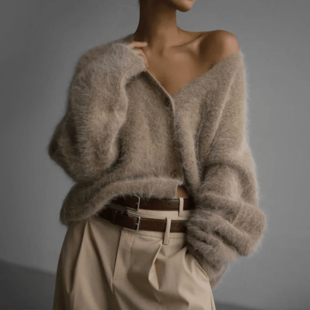 Stilla | Veste Chic Cashmere Strikketrøje Med V-hals og Knapper