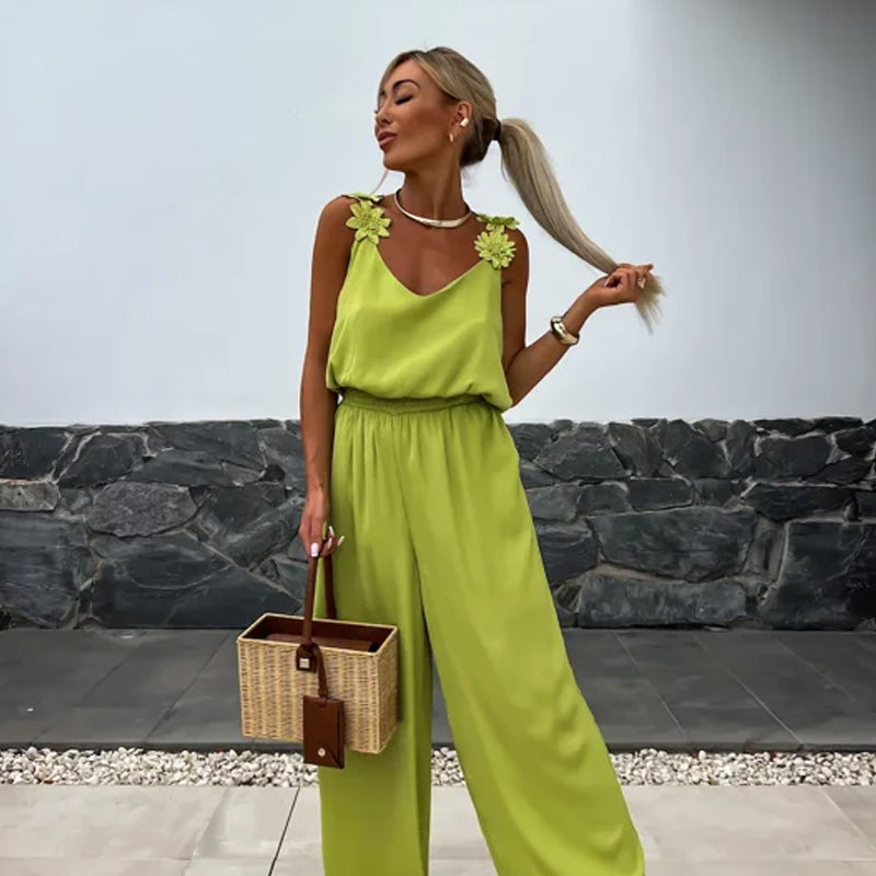Stilla | Jumpsuit Med Brede Ben og Blomstrede Skuldre