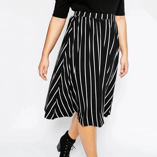 Stilla | Dame 2 8xl Fashion Designer Strippede Midi Nederdele (plus Størrelse)