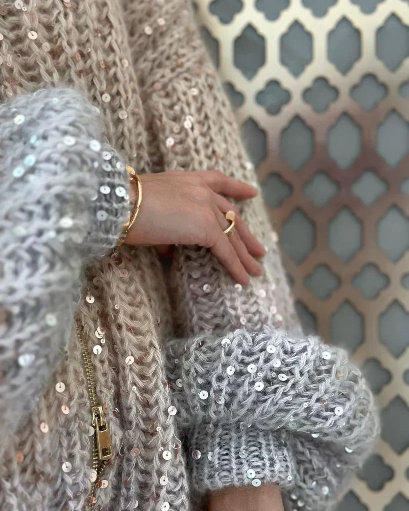 Stilla | Eleganter Strickjacke Aus Schimmernder Seide