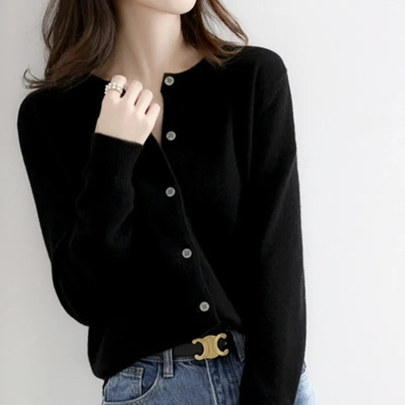Stilla strikket sweater med o-hals