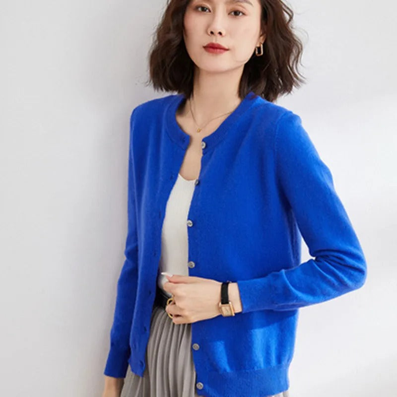 Stilla strikket sweater med o-hals